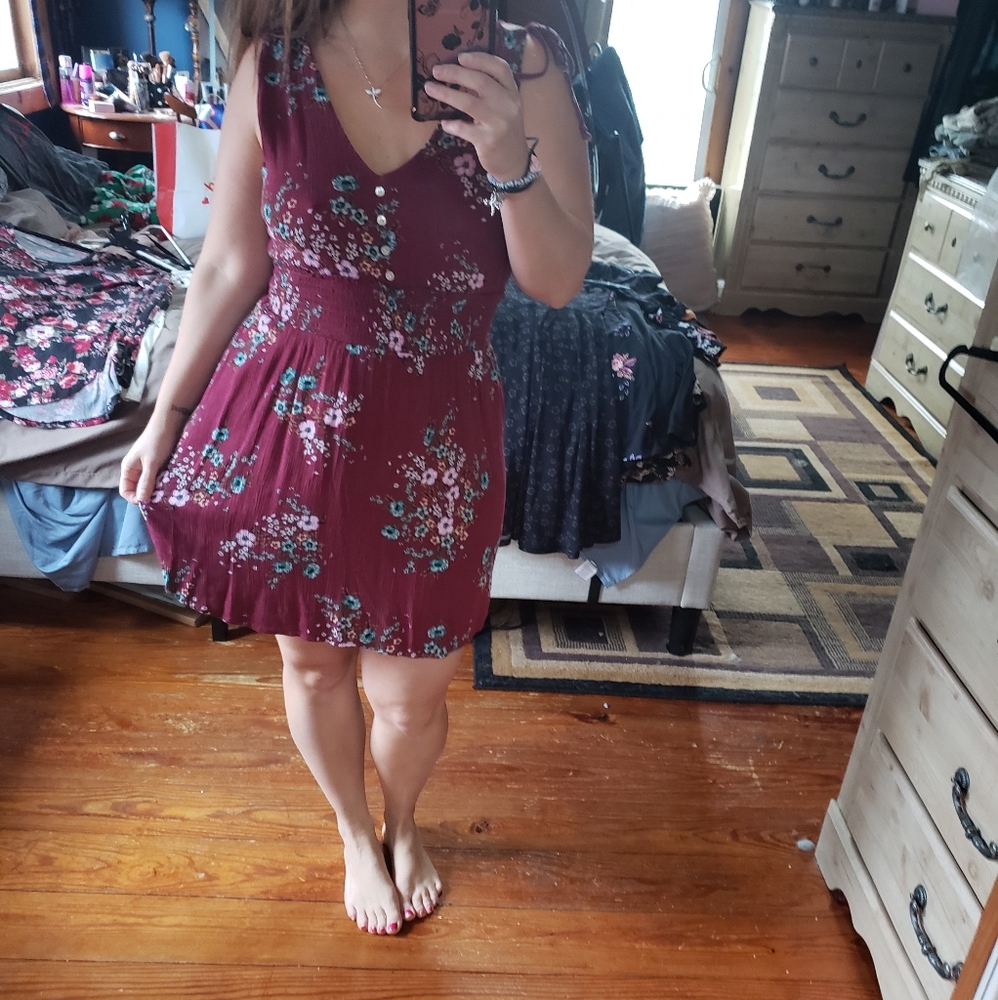 3/$20 Burgundy floral aeropostal dress